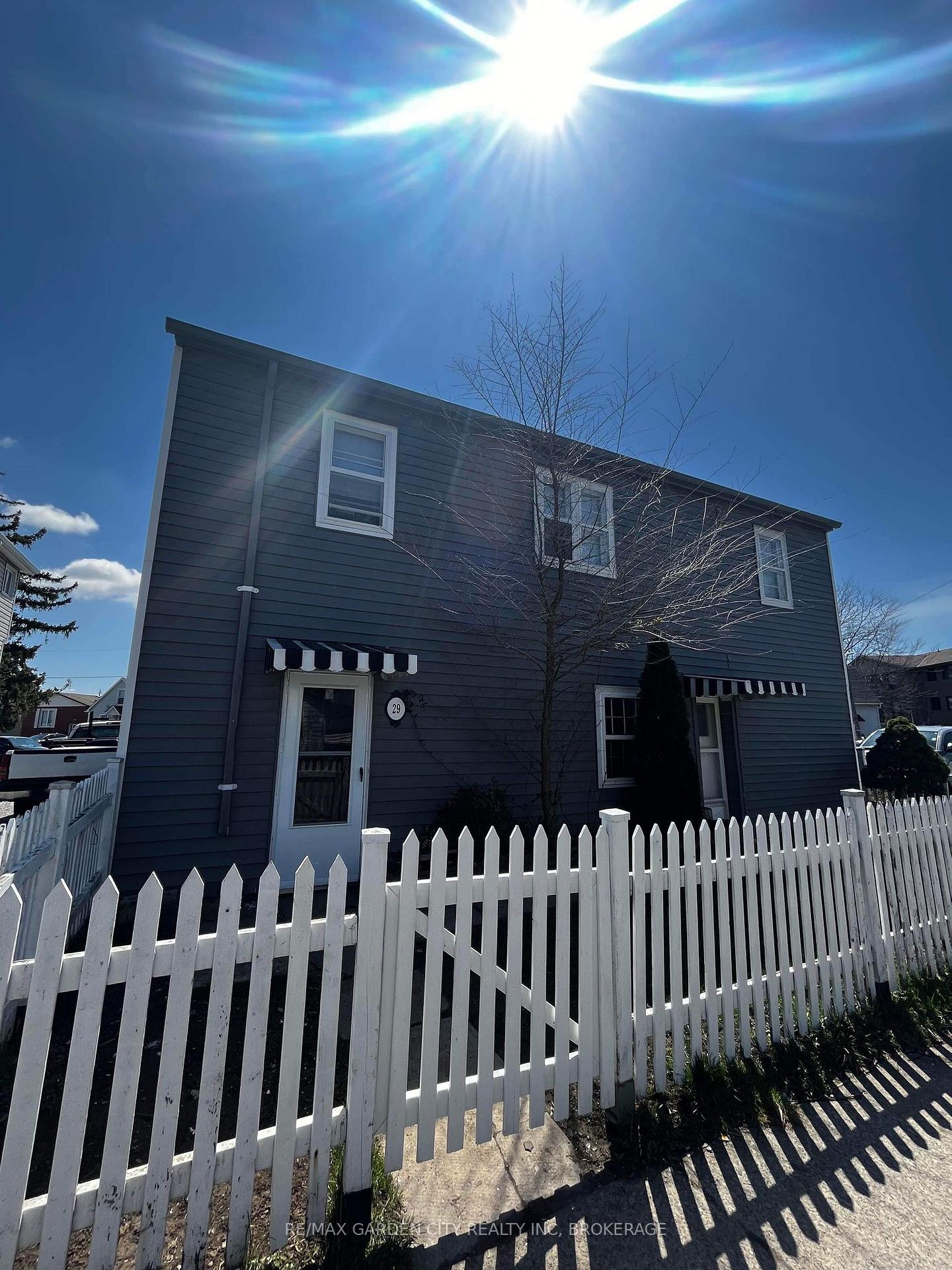 29 Rykert Street S Unit #1, St. Catharines, ON L2S 1Y8