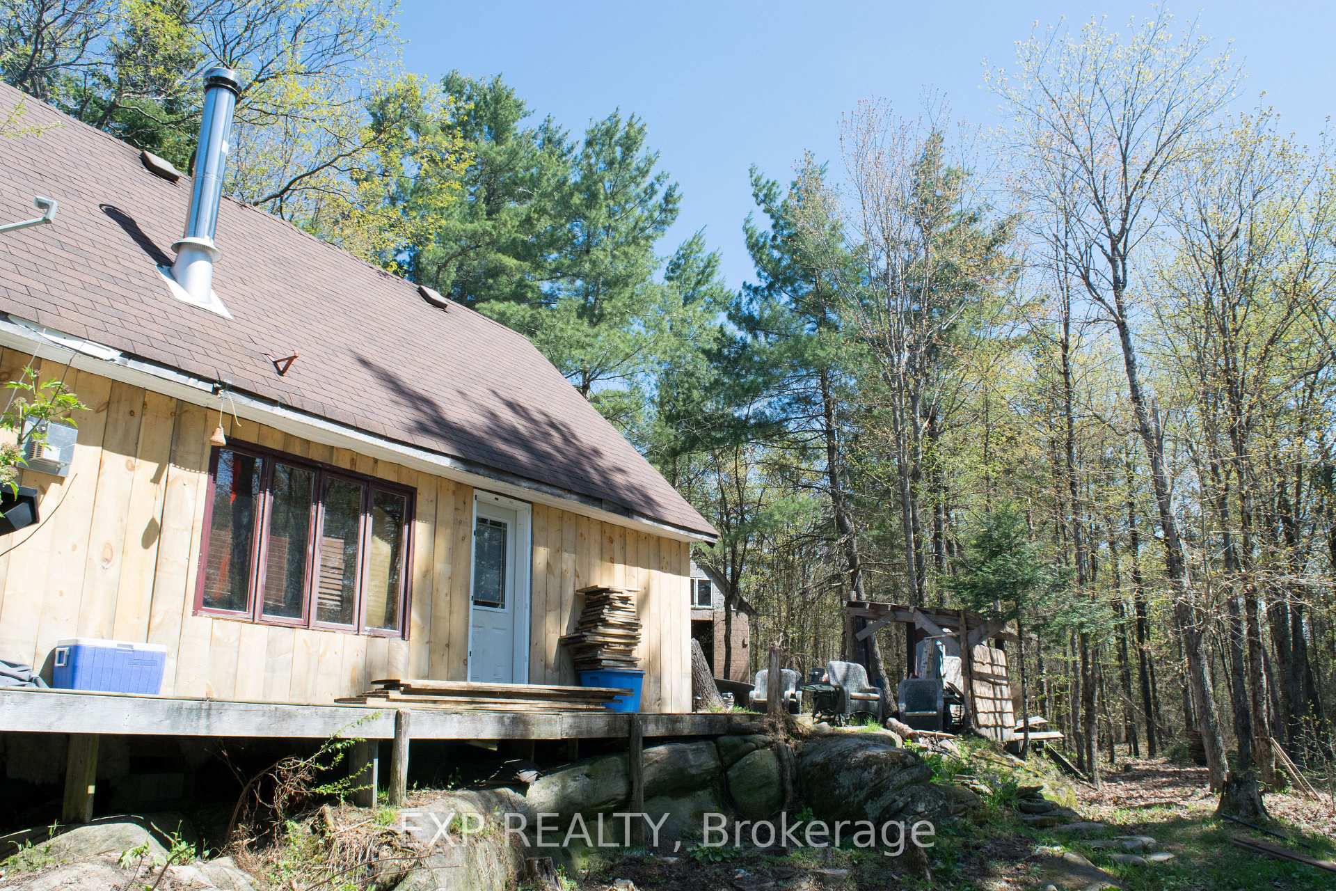 1800 Bear Cave Road, Muskoka Lakes, ON P0C 1J0