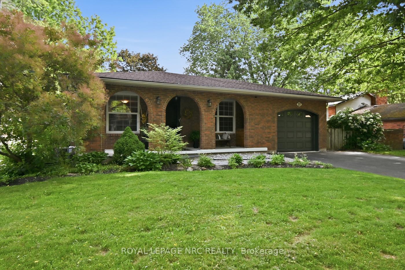 37 Spruceside Crescent, Pelham, ON L3E 0G1