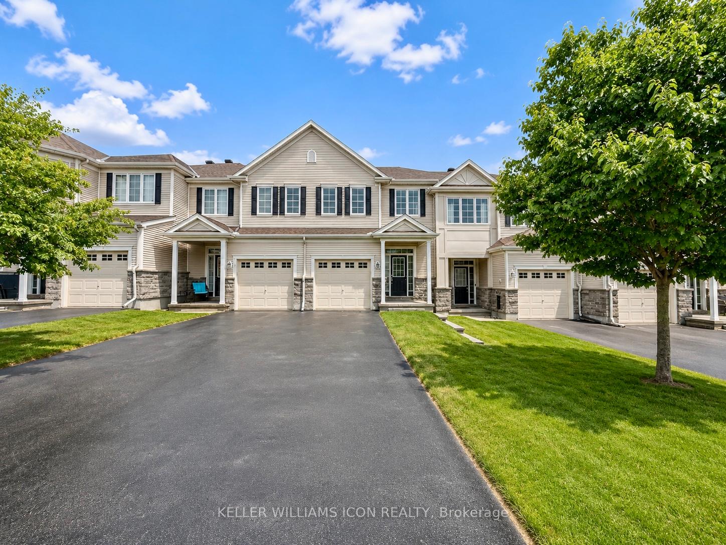 170 Laramie Crescent, Barrhaven, ON K2J 5Z8