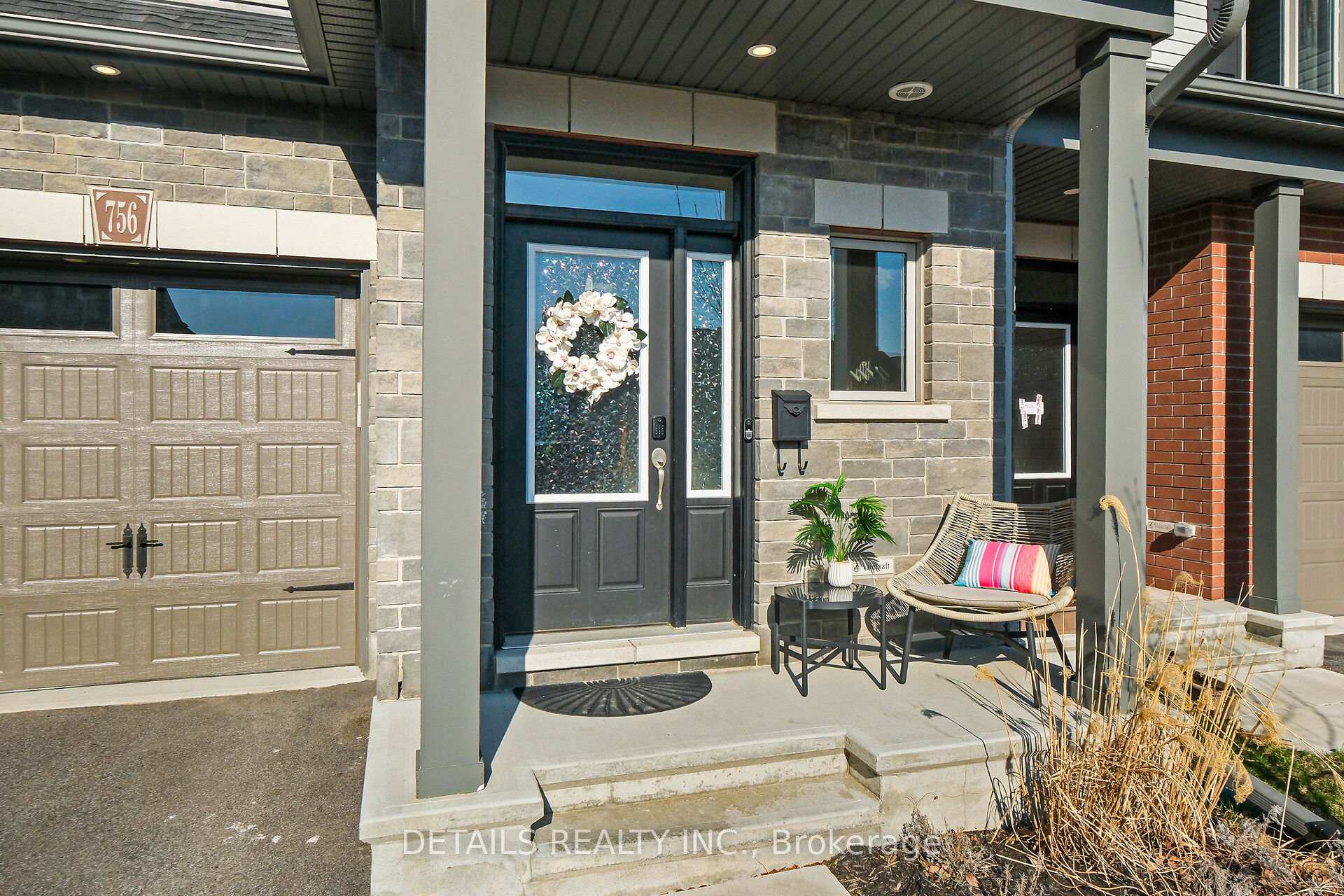 756 Dearborn Private, Blossom Park - Airport and Area, ON K1T 0W3