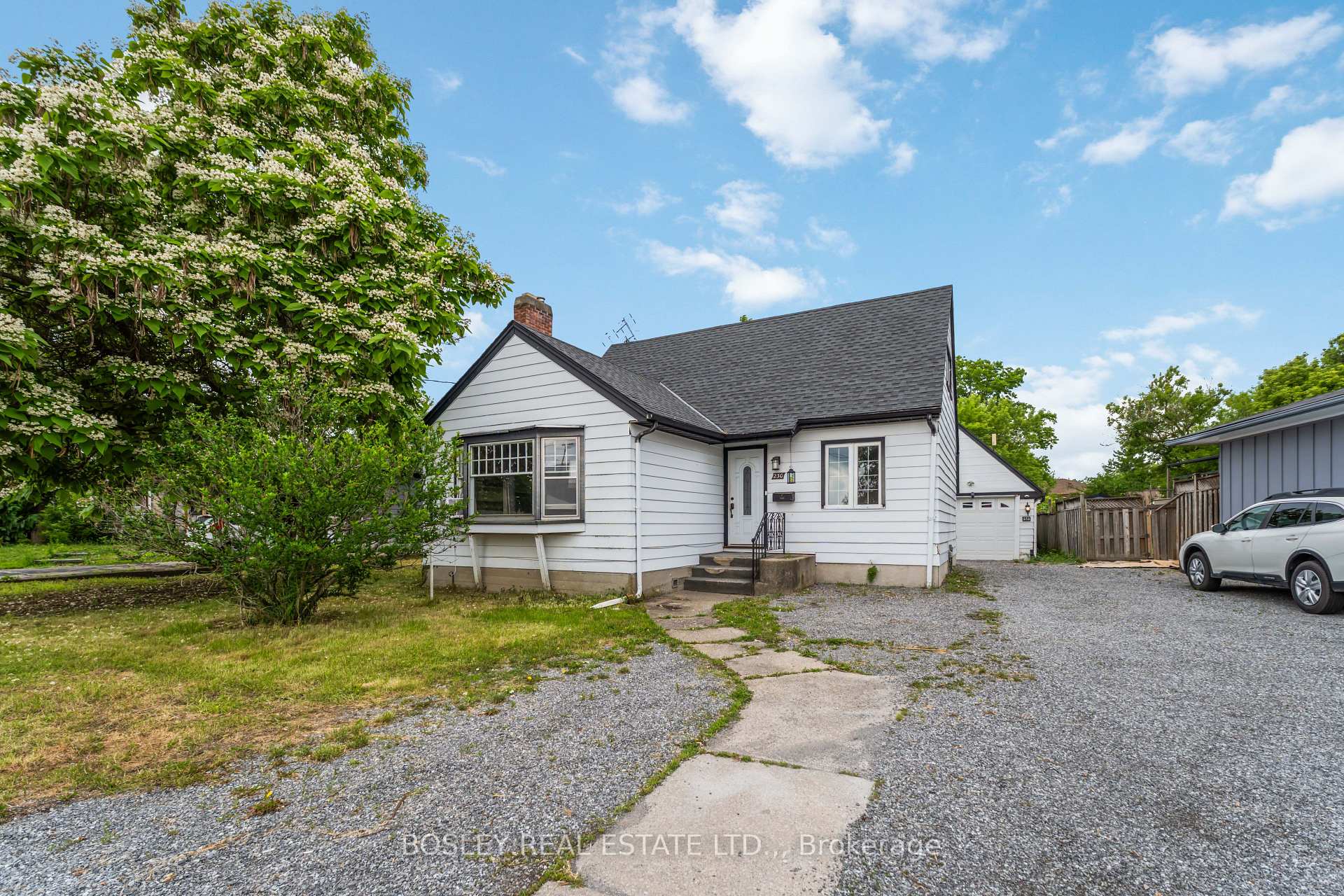 230 Pelham Road, St. Catharines, ON L2S 1X6