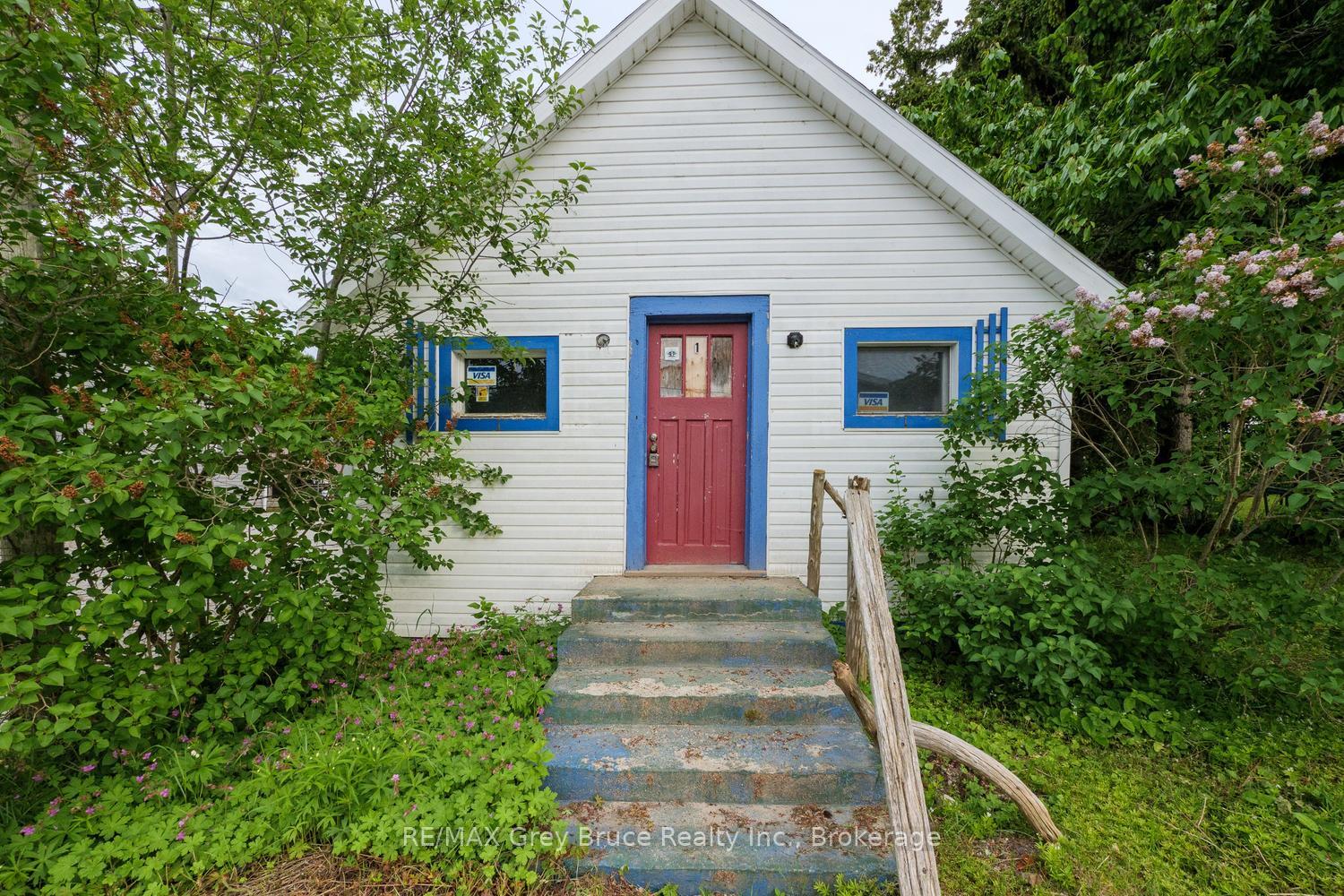 1 Mill Street, Northern Bruce Peninsula, ON N0H 1W0
