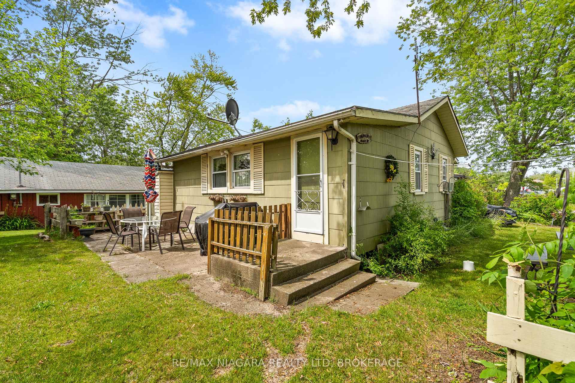 12211 Lakeshore Road, Wainfleet, ON L0S 1V0