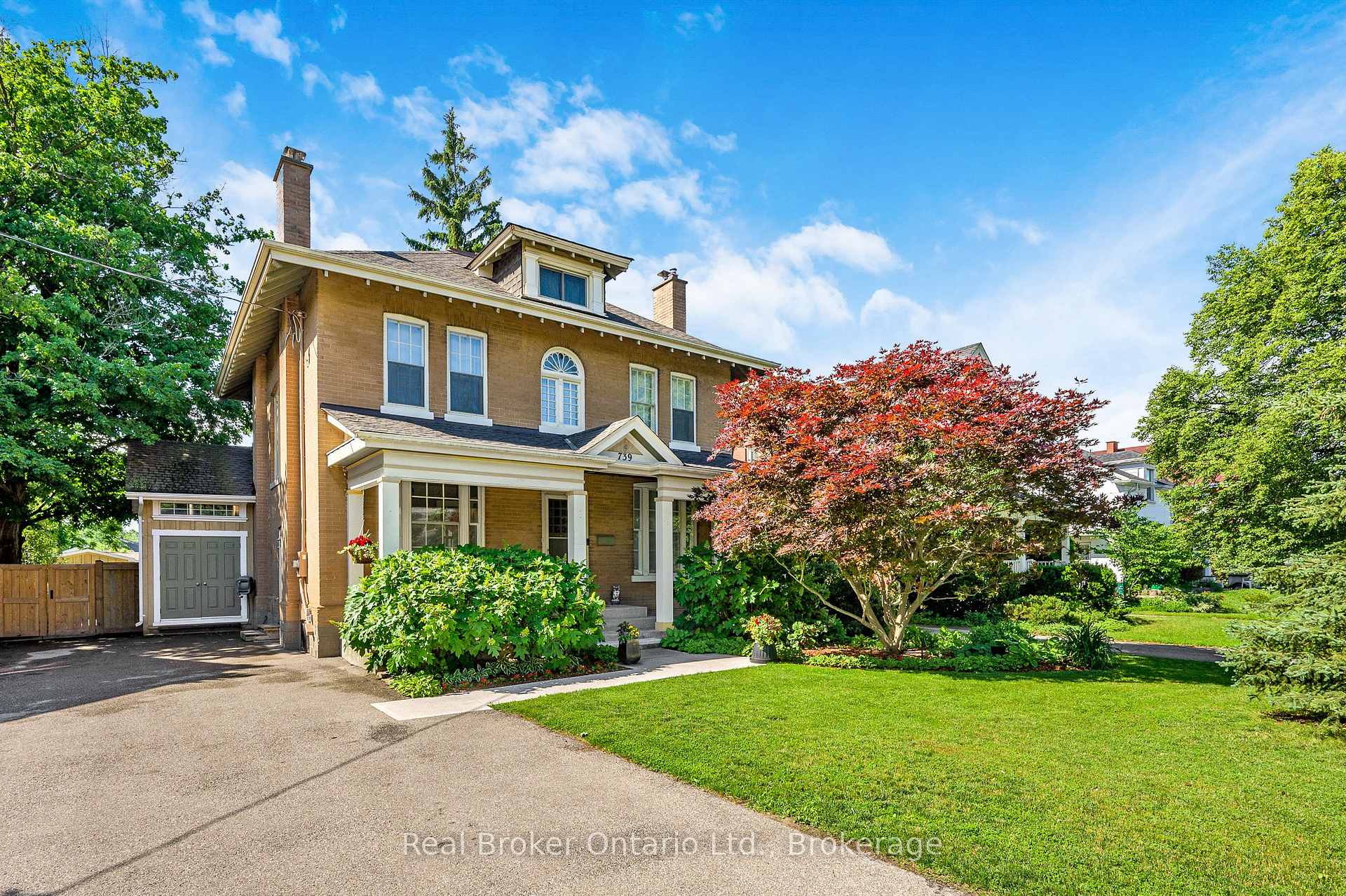 739 Colborne Street, Brantford, ON N3S 3R9