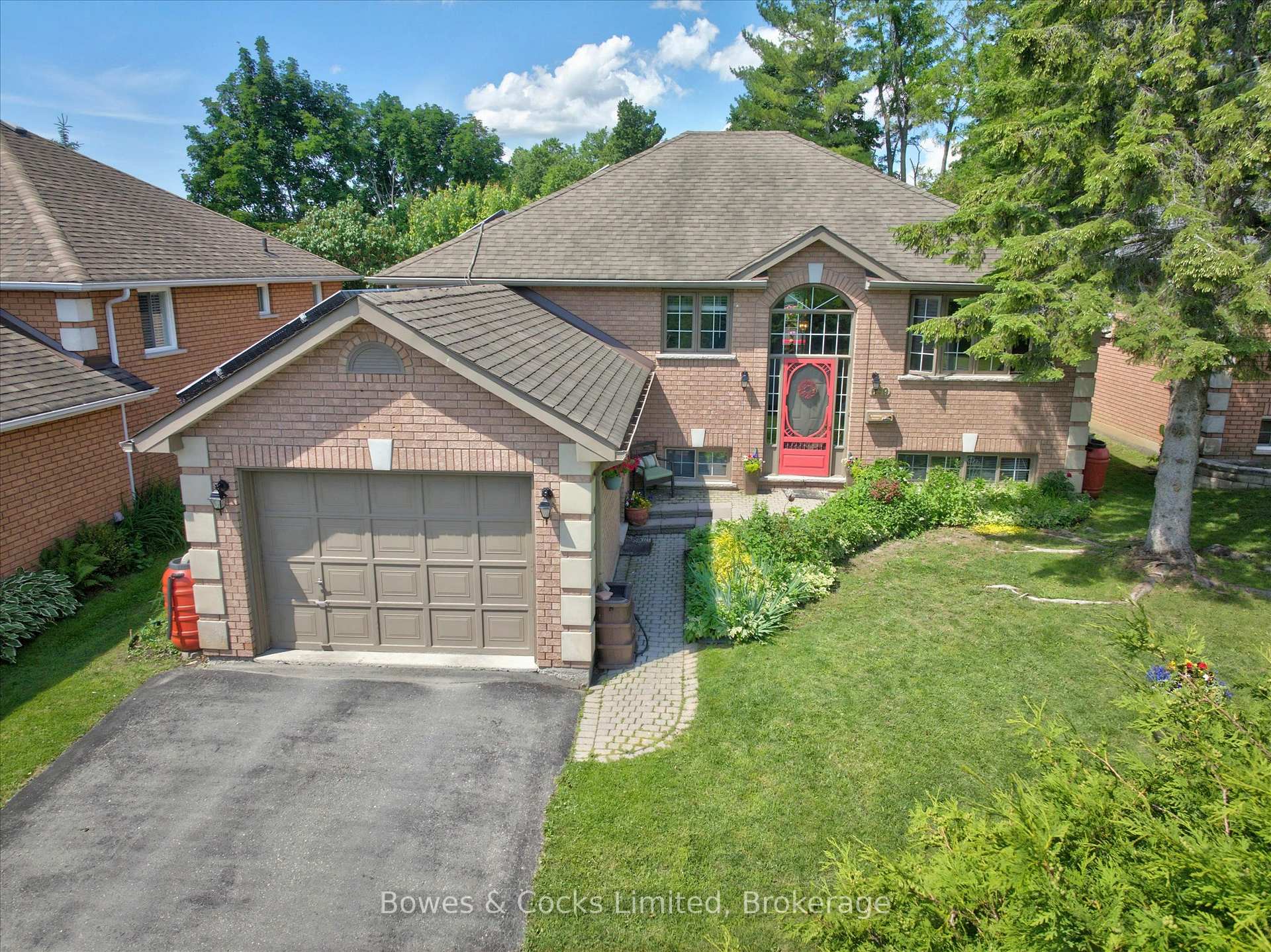 669 Fortye Drive, Peterborough, ON K9K 2G4
