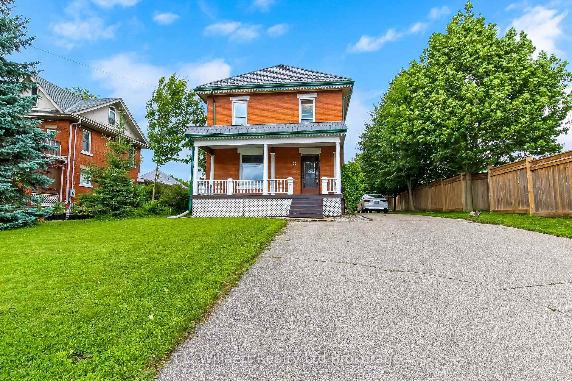 33 Main Street E, Norwich, ON N0J 1P0