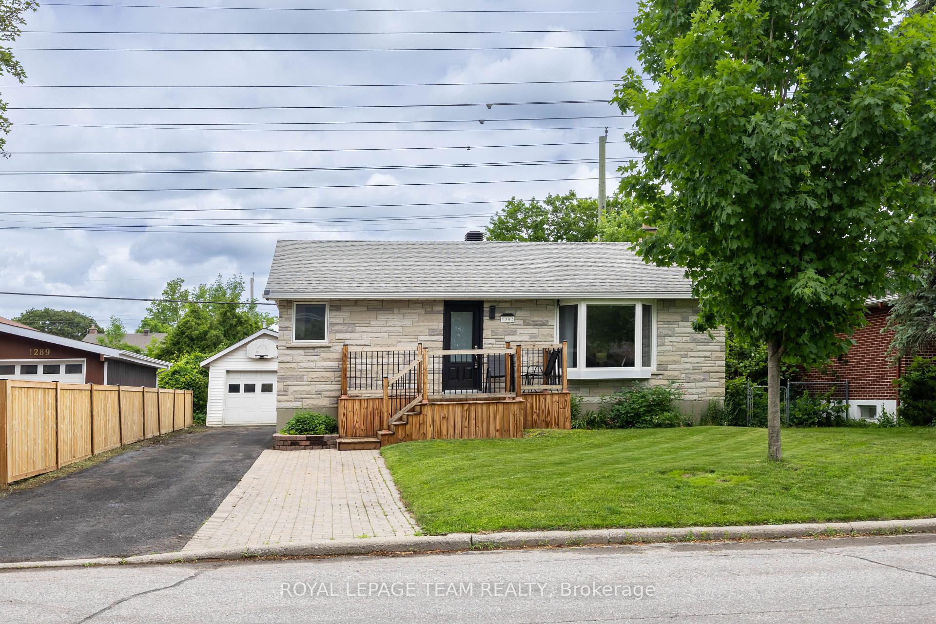1293 Woodside Drive, Belair Park - Copeland Park and Area, ON K2C 2H1