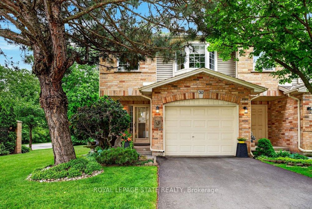 44 Frances Avenue 30, Hamilton, ON L8E 5V6