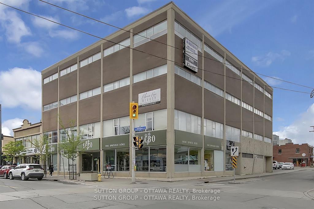 981 Wellington Street 200, West Centre Town, ON K1Y 2Y1