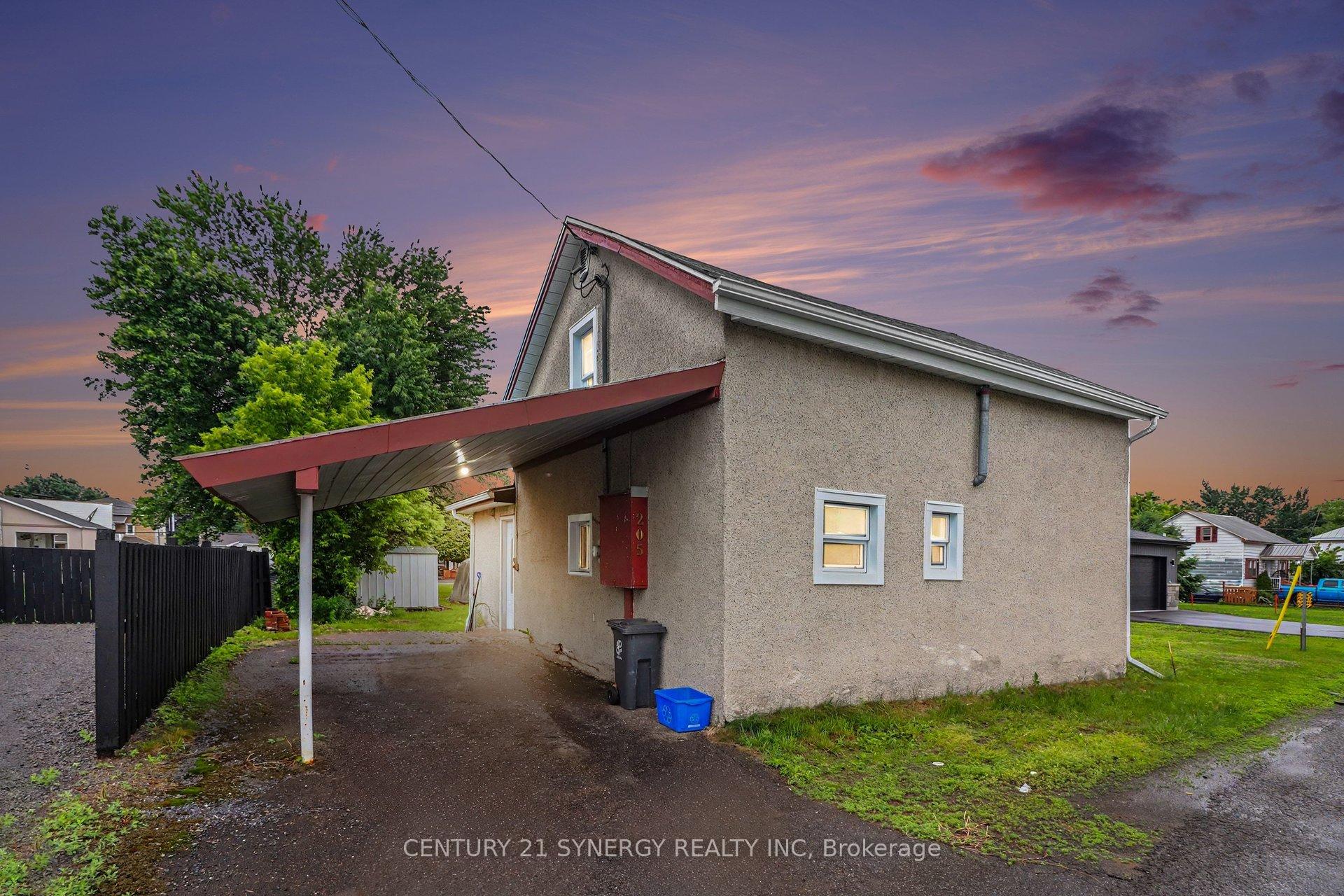 205 St Joseph Street, Alfred and Plantagenet, ON K0B 1A0