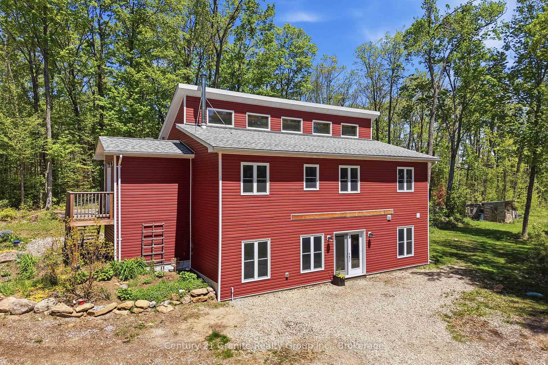 1048 Bacon Road, Minden Hills, ON K0M 2A1