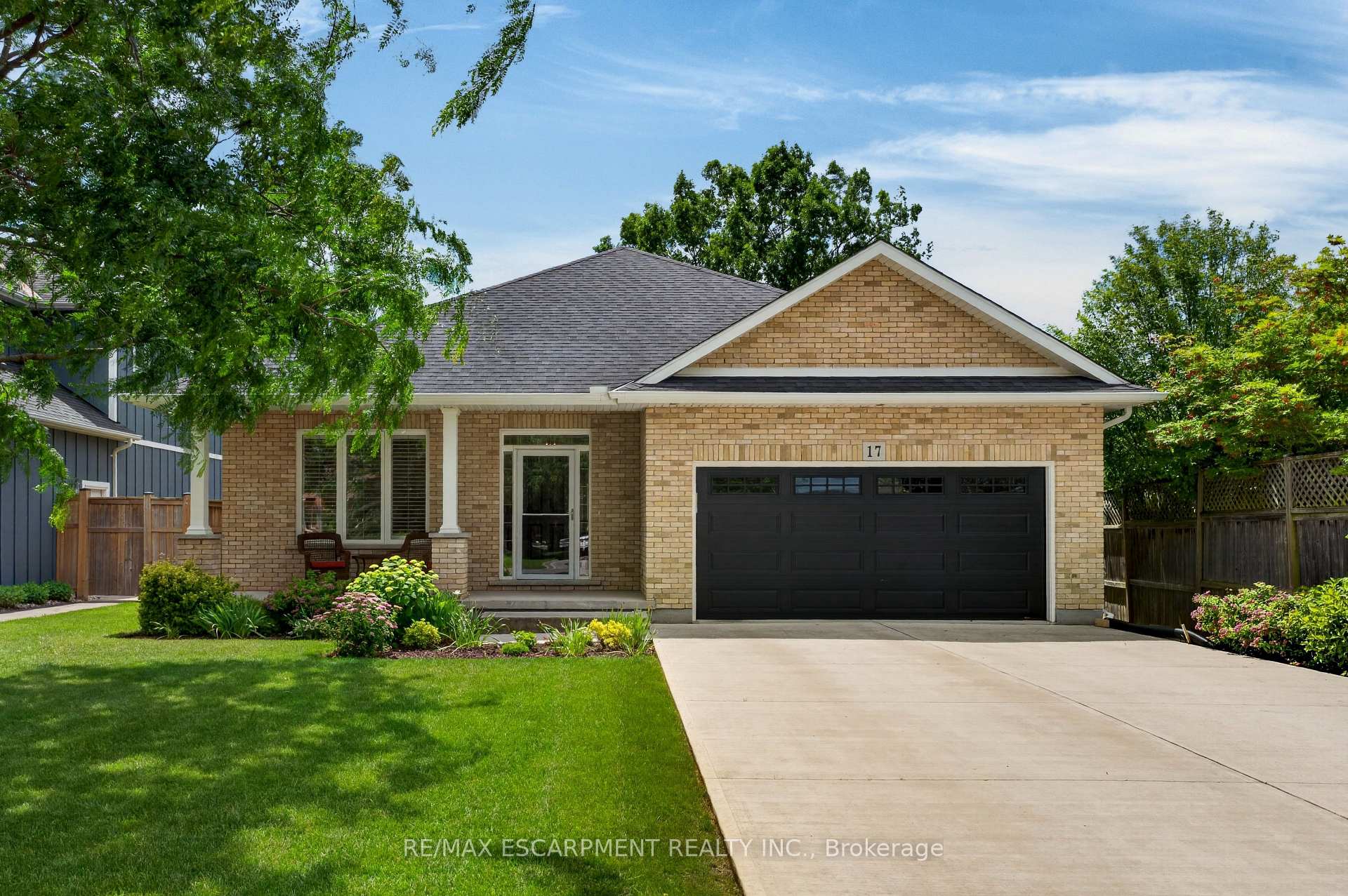 17 Diana Drive, Niagara-on-the-Lake, ON L0S 1T0