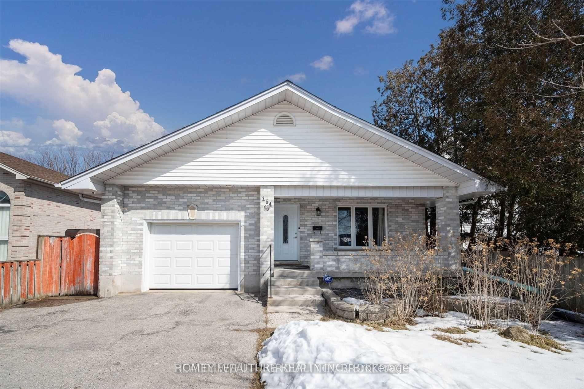 154 Sanders Street, London East, ON N5Z 2S6