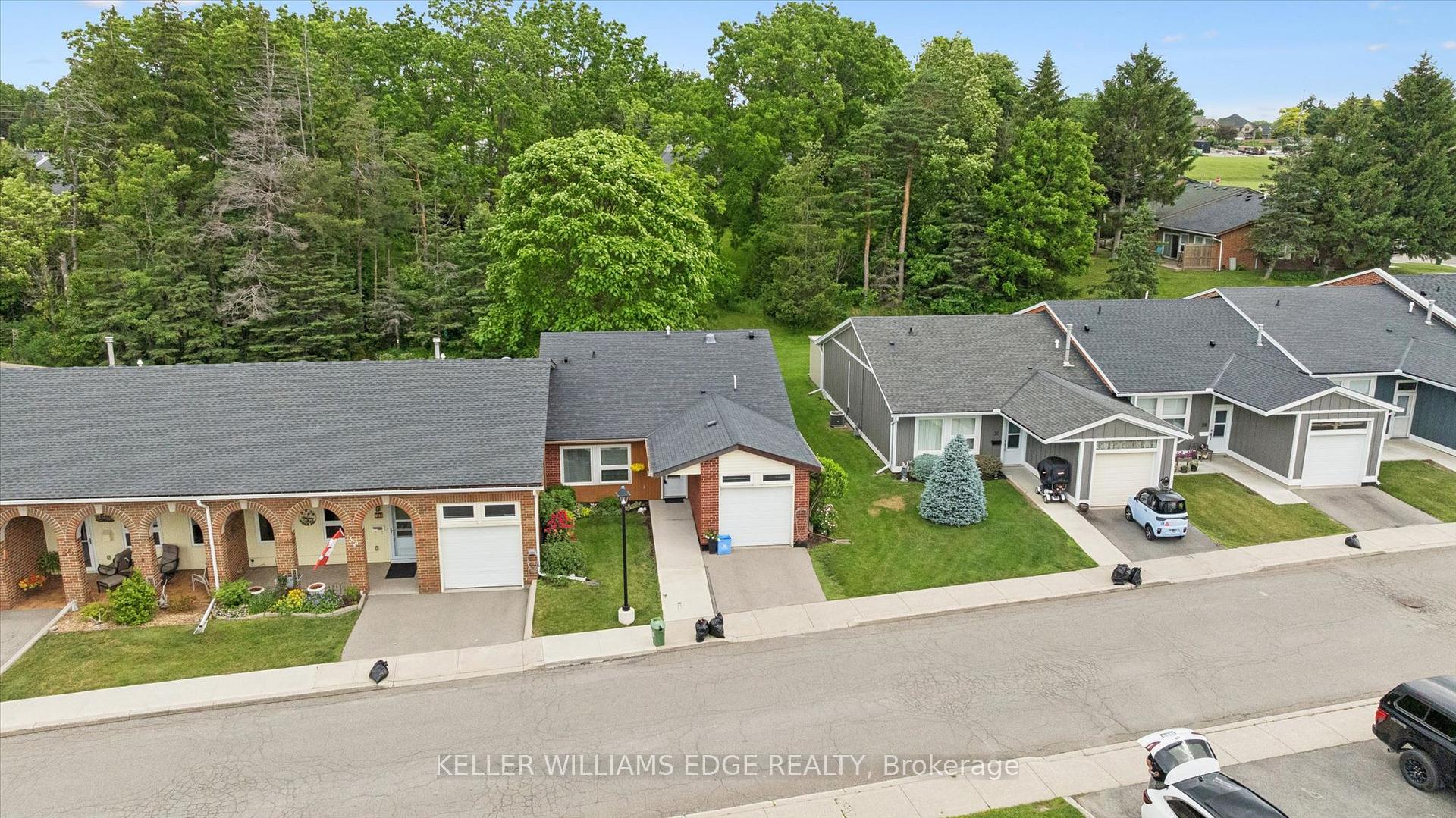 32 Cardinal Mindszenty Boulevard, Hamilton, ON L9B 2M3