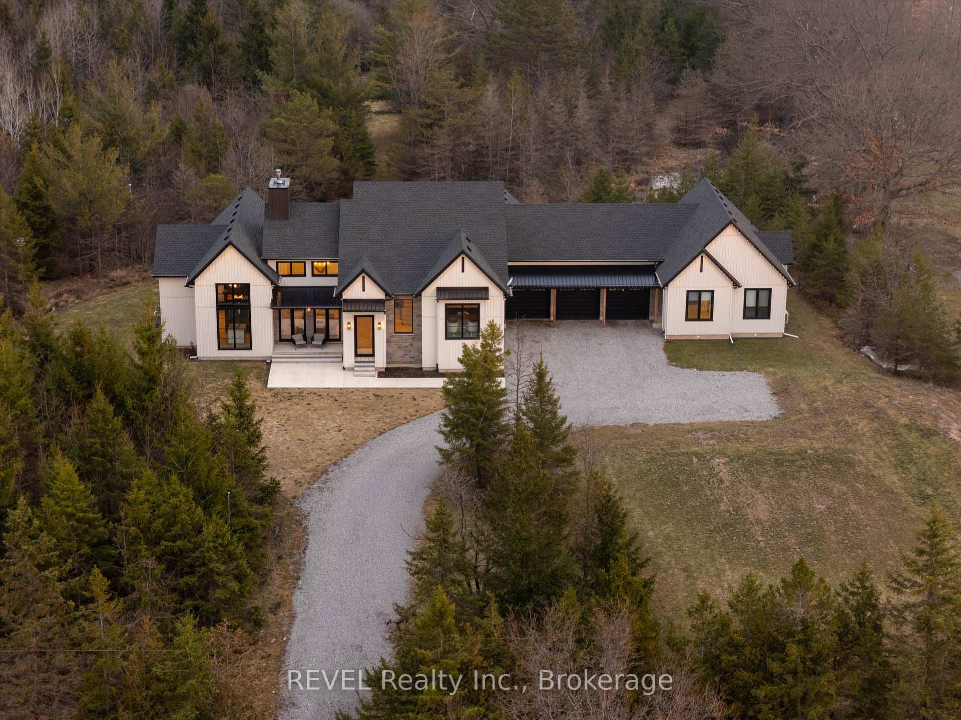 3901 White Road, Port Colborne, ON L3K 5V5