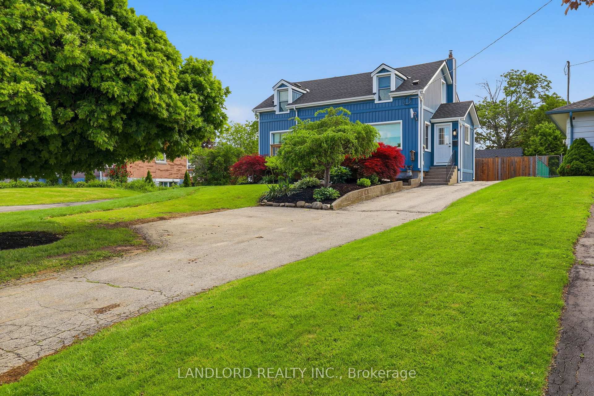 99 Fairview Avenue, St. Thomas, ON N5R 4X7