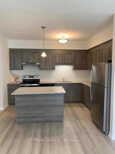 261 Woodbine Avenue 67, Kitchener, ON N2R 0S7