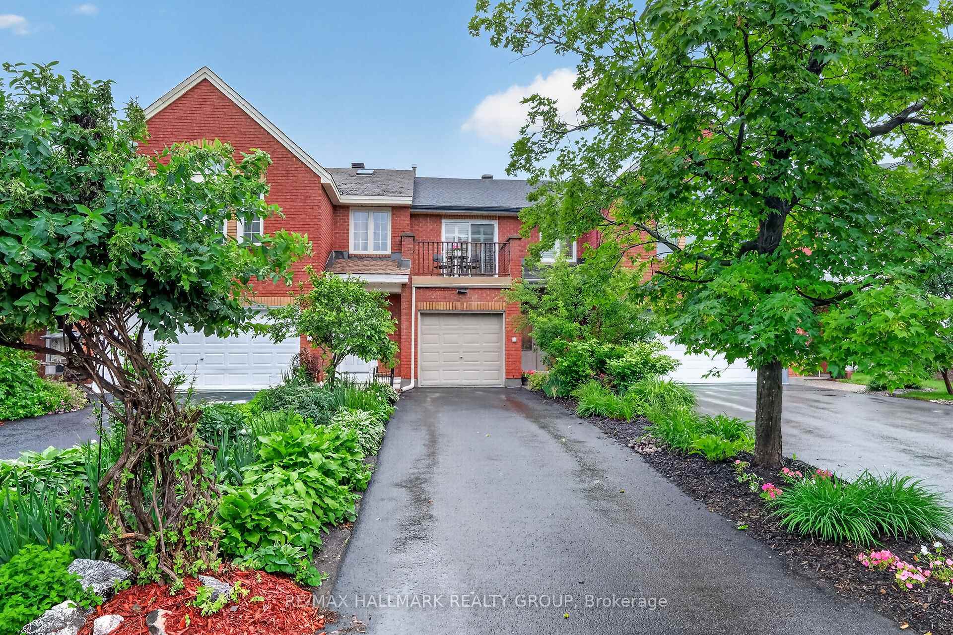 162 Dunbarton Court, Manor Park - Cardinal Glen and Area, ON K1K 4L6