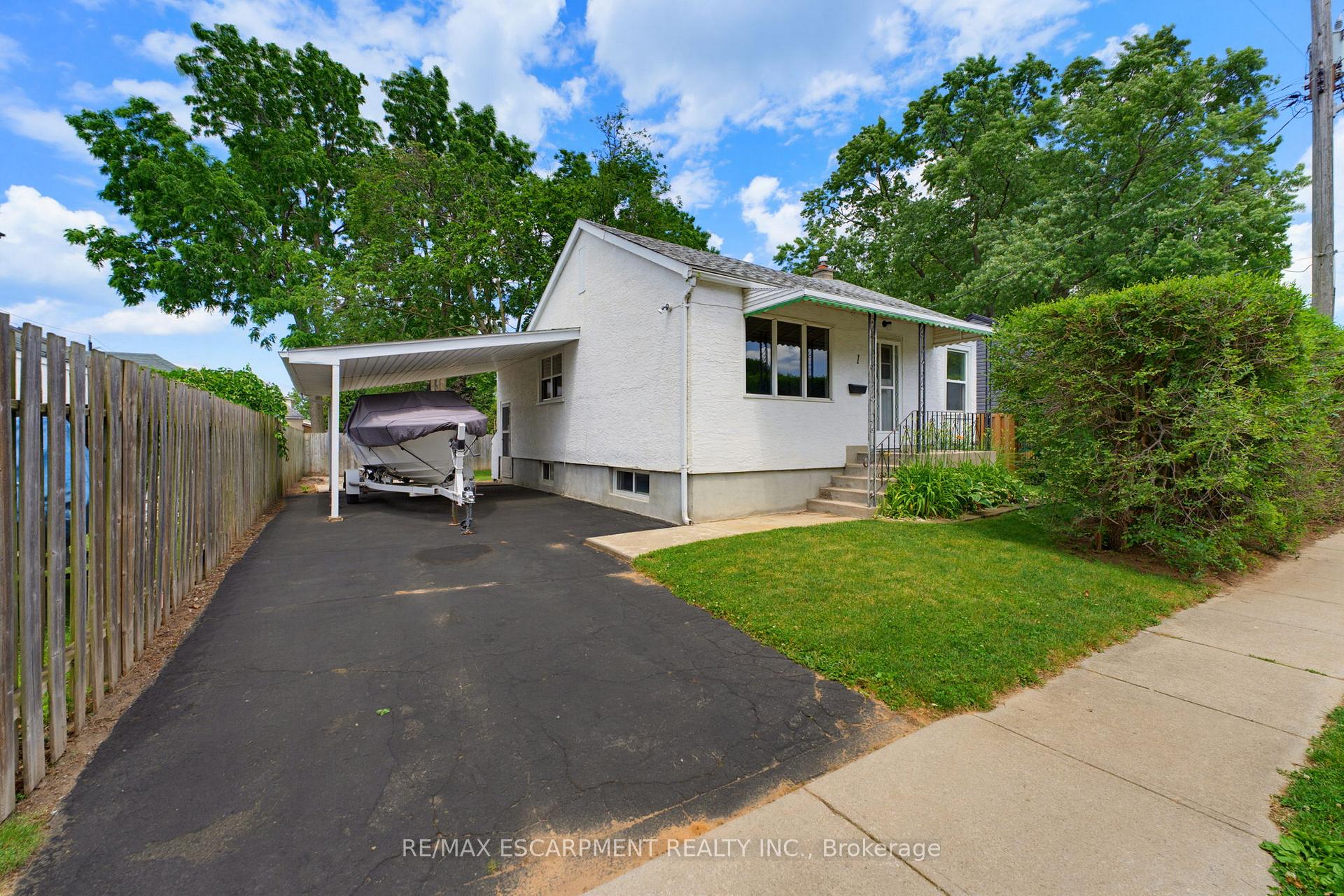 1 Byron Place, St. Catharines, ON L2R 1M1