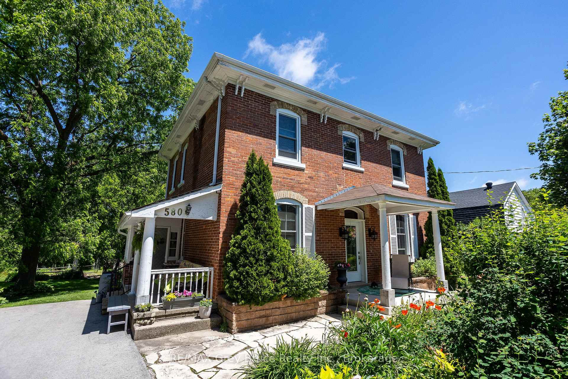 residential Property Image no.1