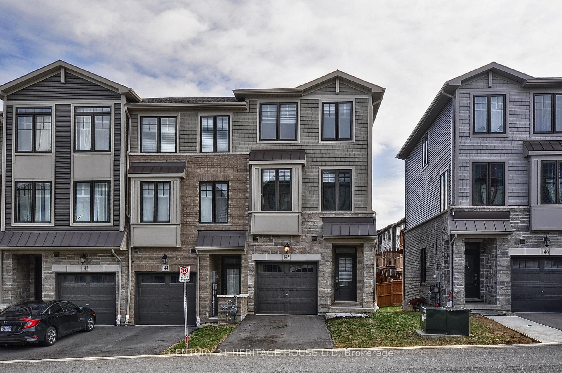 10 Birmingham Drive 82, Cambridge, ON N1R 0C6