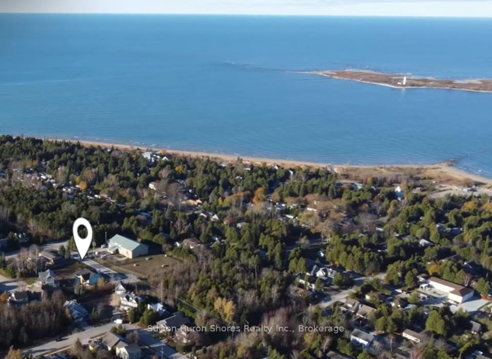 286 GROSVENOR Street S, Saugeen Shores, ON N0H 2L0