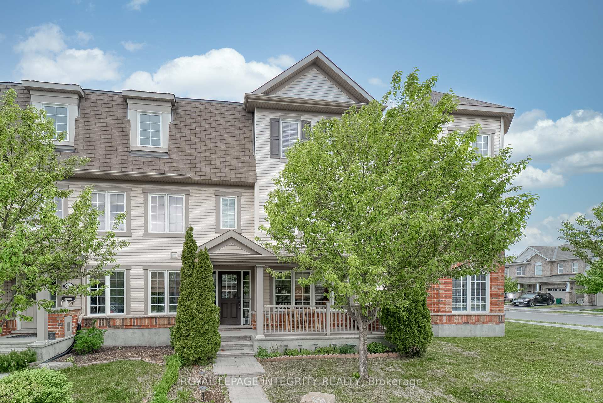 2203 RIVER MIST Road, Barrhaven, ON K2J 0R8