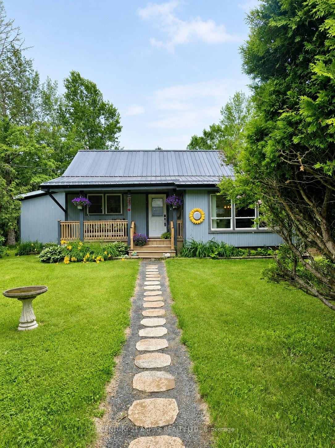 34 Shady Lane, Petawawa, ON K8A 7Z5