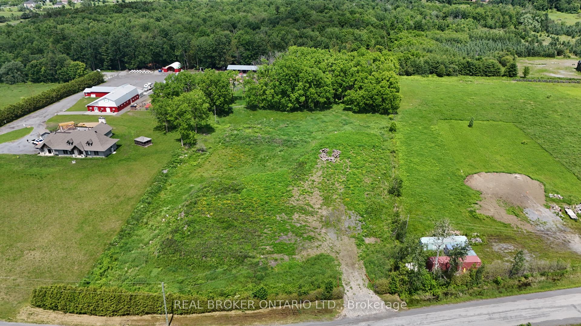 634 Smith Road, Orleans - Cumberland and Area, ON K4B 1H8