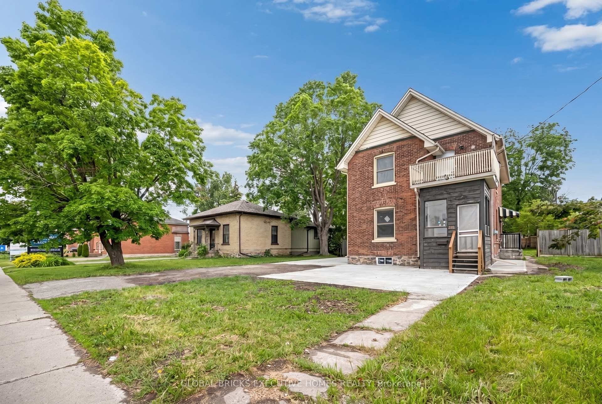 108 Lindsay Street S Unit B, Kawartha Lakes, ON K9V 2M6