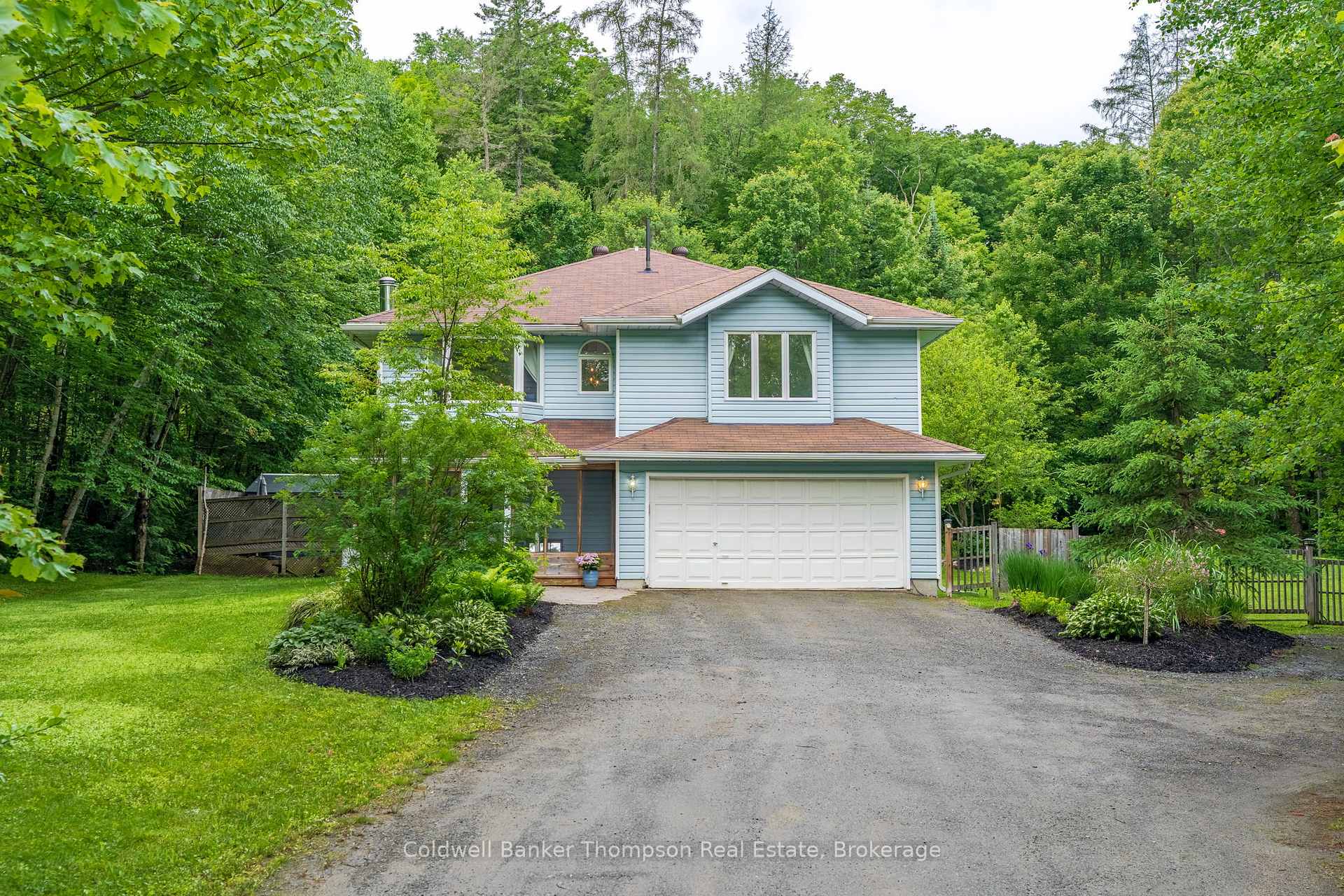 312 Old Aspdin Road, Huntsville, ON P0B 1M0