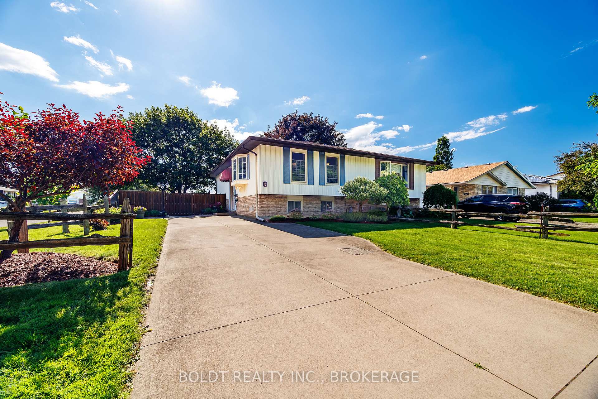 77 Elma Street, St. Catharines, ON L2N 6Z8