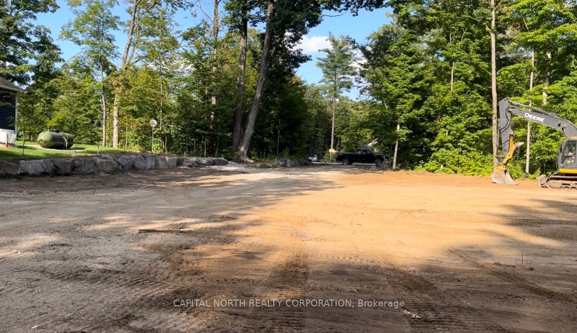 1108 Xavier Street, Gravenhurst, ON P0E 1G0