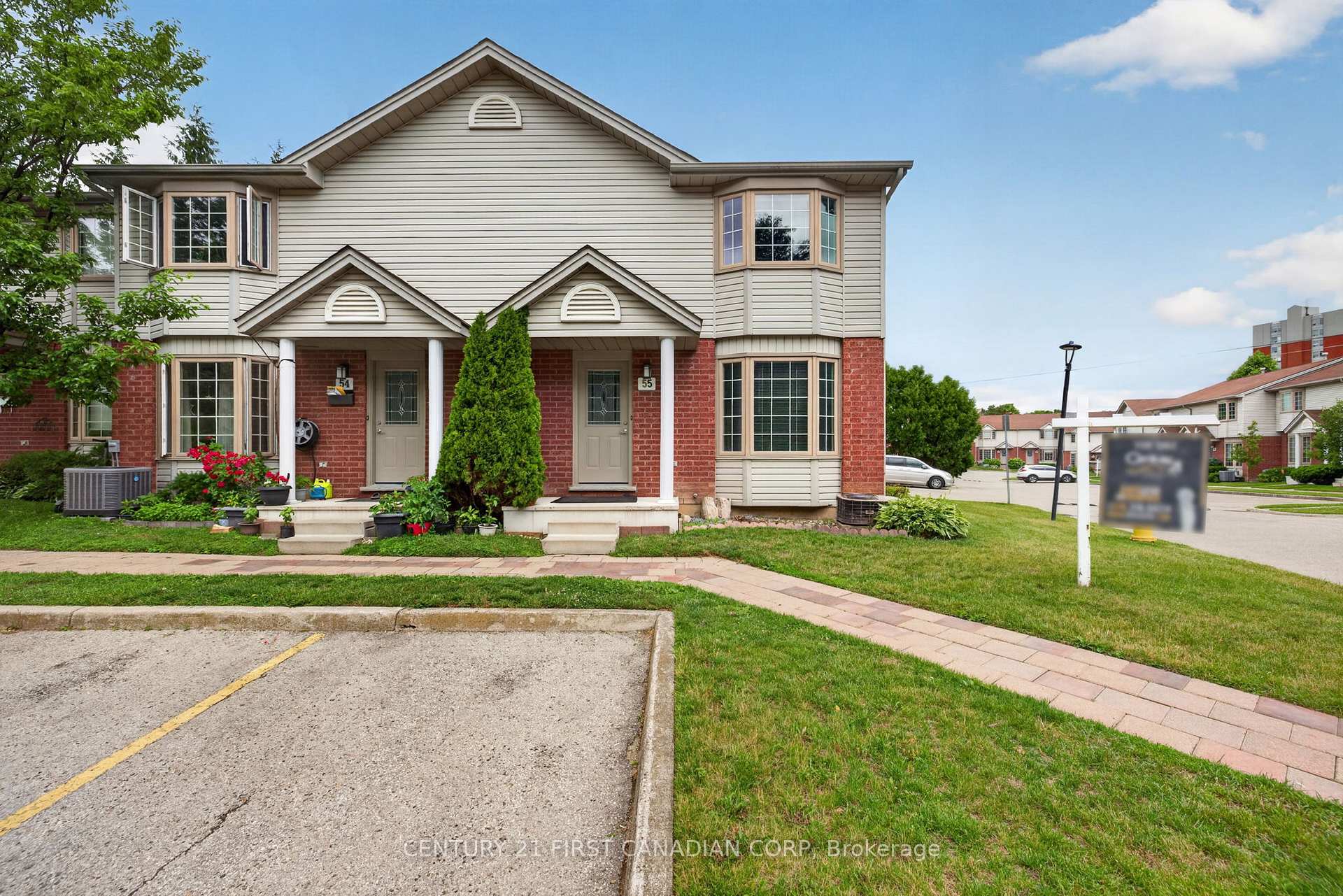 70 Chapman Court 55, London North, ON N6G 4Z4