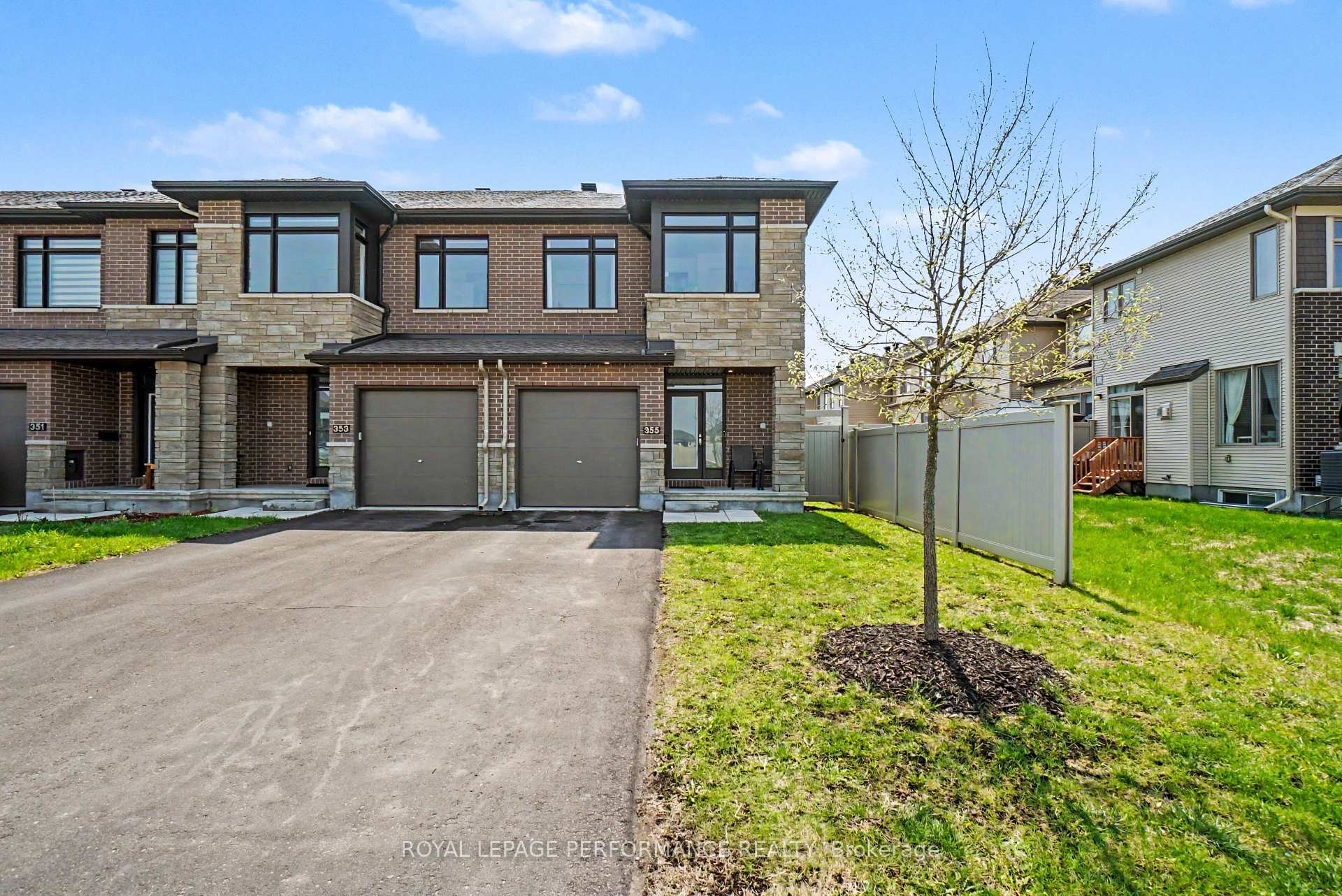 355 Cornice Street, Orleans - Convent Glen and Area, ON K1W 0P8