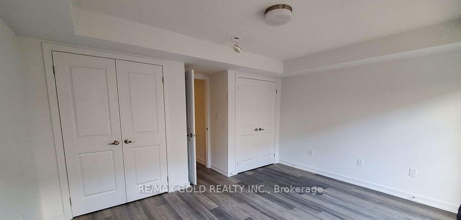 205 West Oak Trail 25, Kitchener, ON N2R 1R4