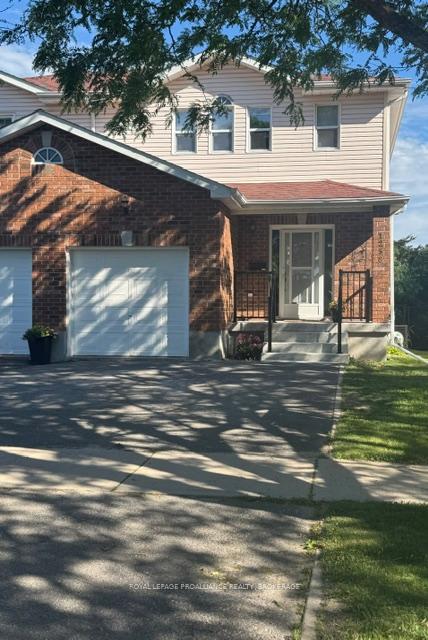 1258 Brackenwood Crescent, Kingston, ON K7P 2W1