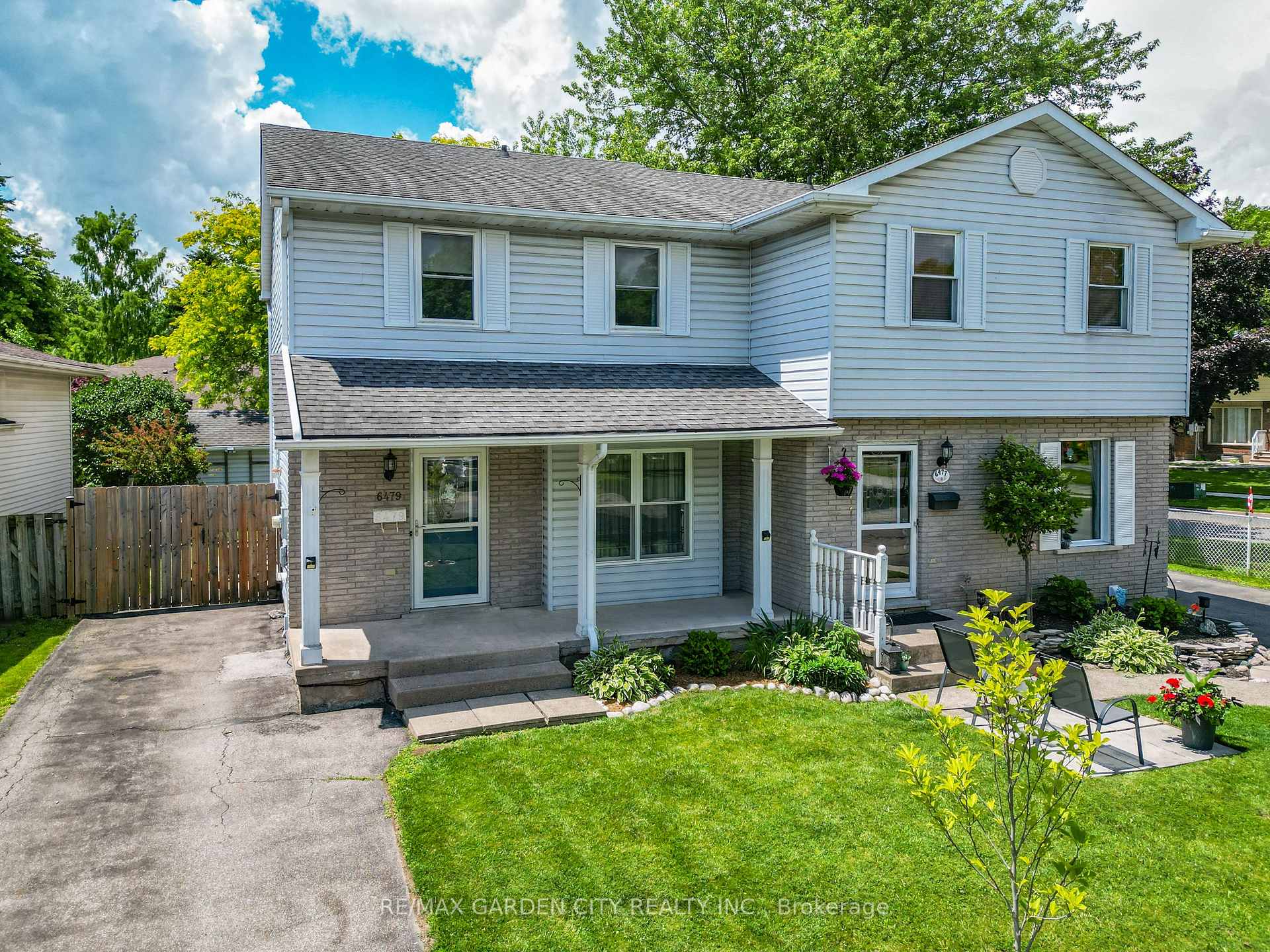 6479 Malibu Drive, Niagara Falls, ON L2H 2W4