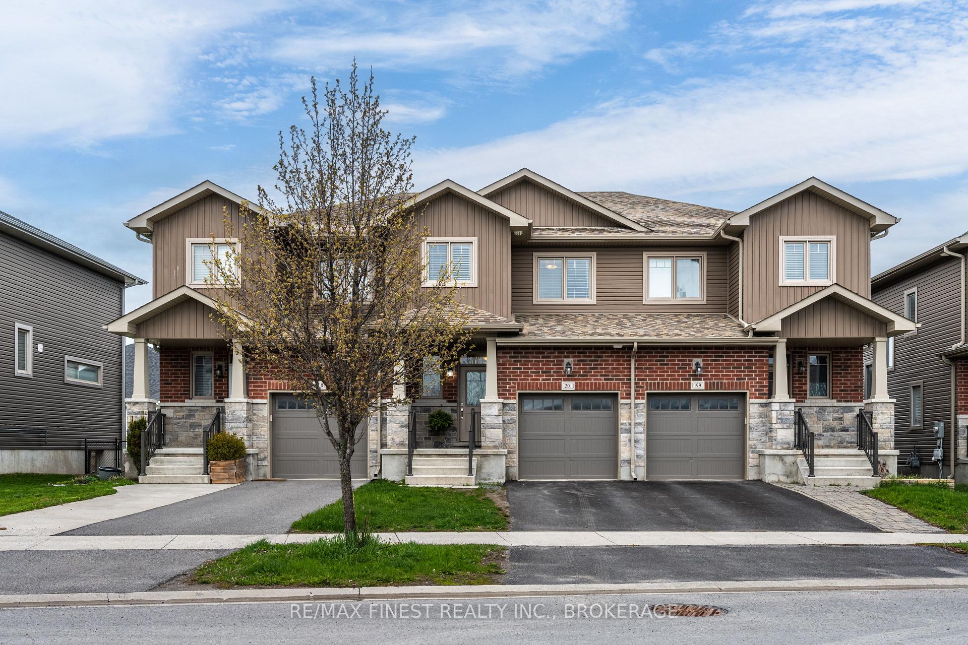 201 Pratt Drive, Loyalist, ON K7N 0C1