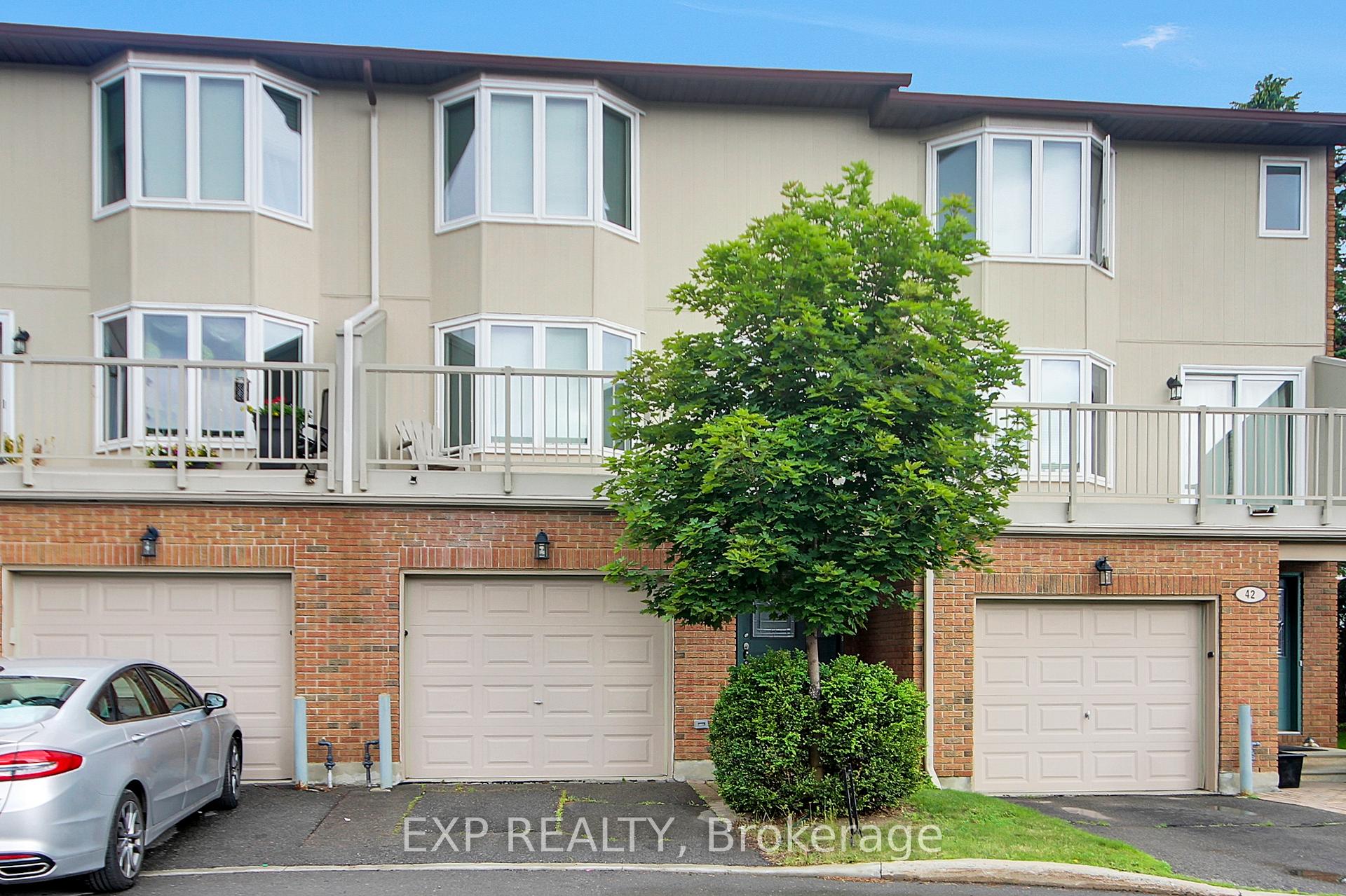 40 Huntview Private 20, Hunt Club - Windsor Park Village and Area, ON K1V 0M5
