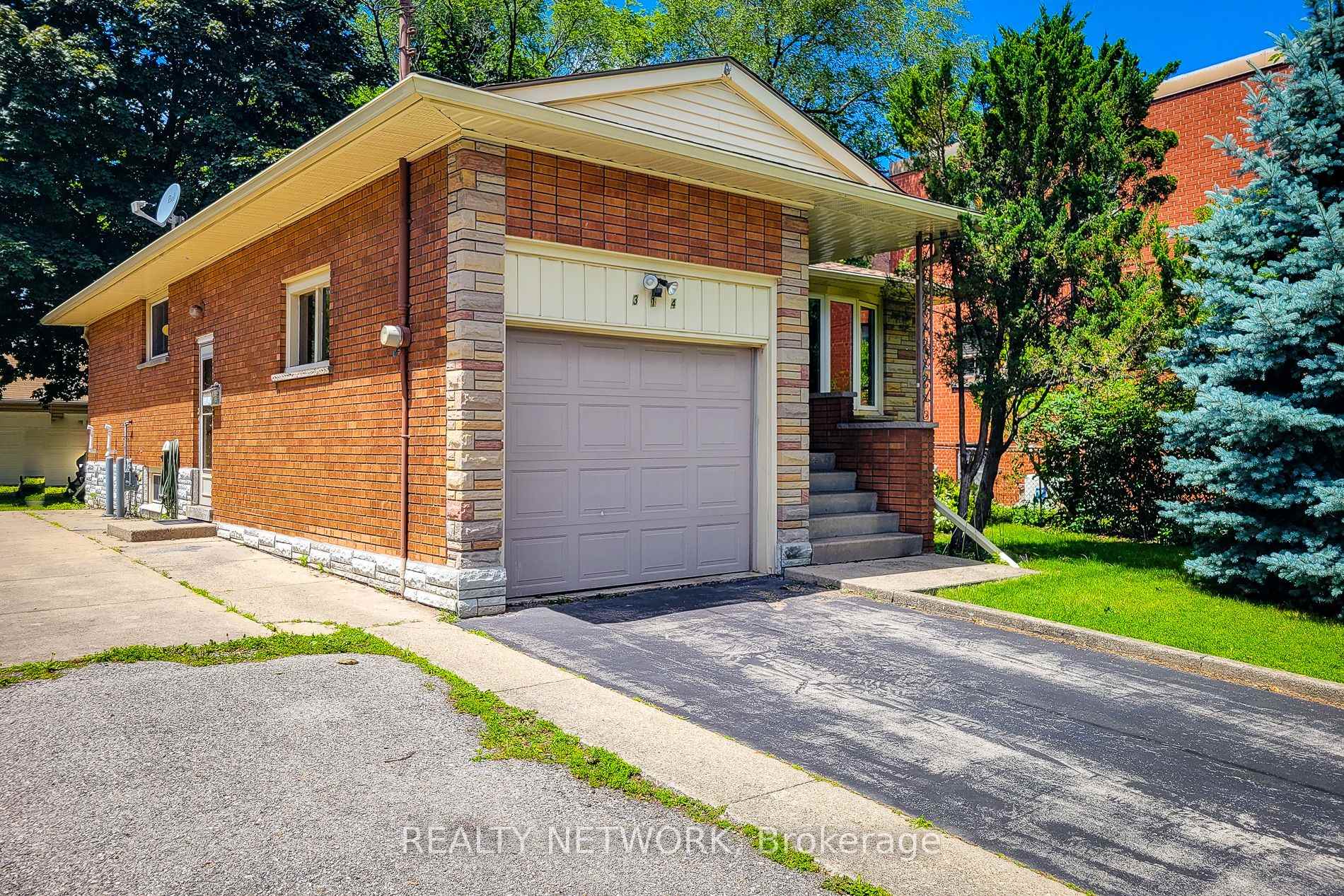 314 Upper Kenilworth Avenue, Hamilton, ON L8T 4G2