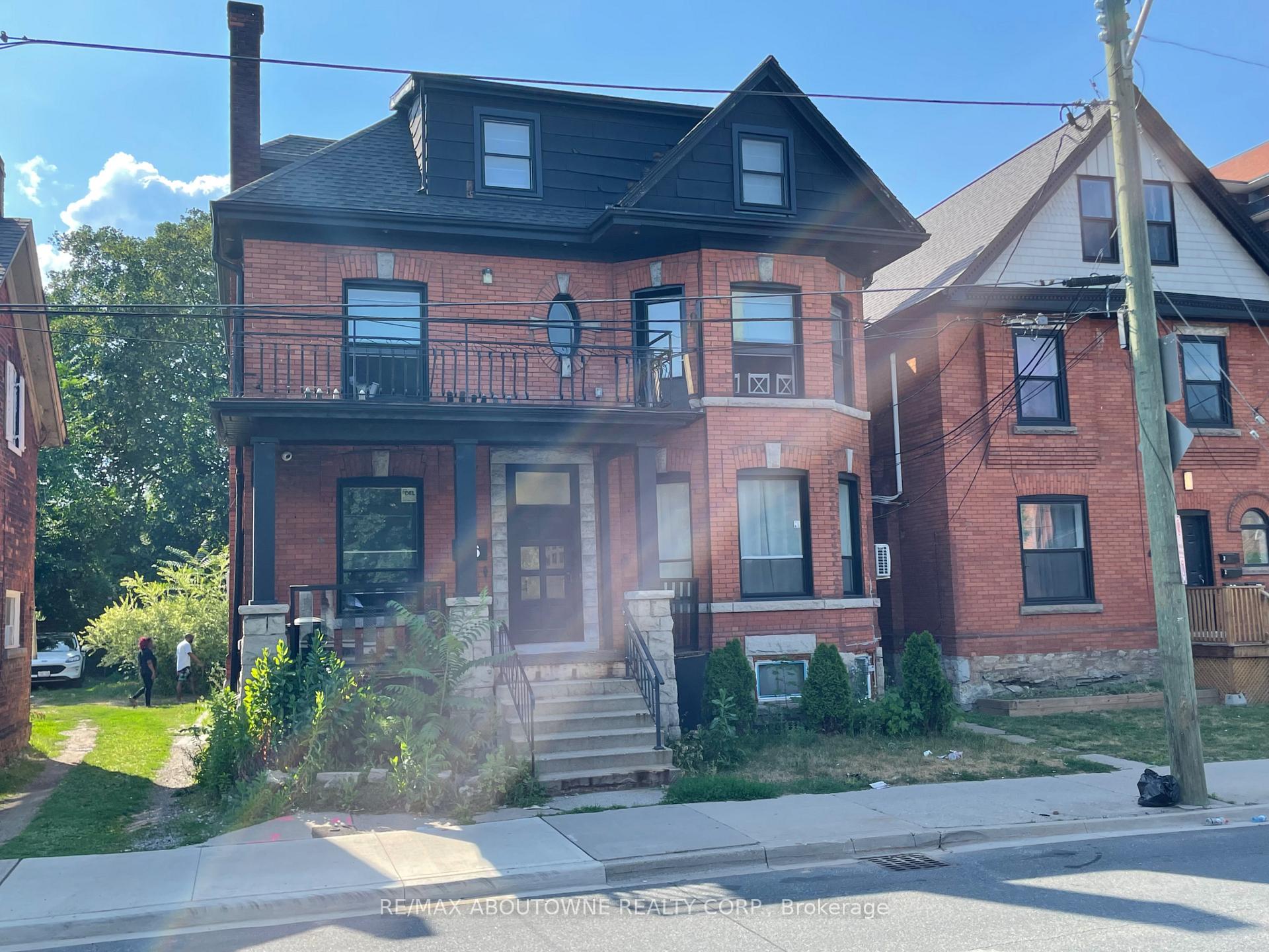 66 Wellington Street S, Hamilton, ON L8N 2R1