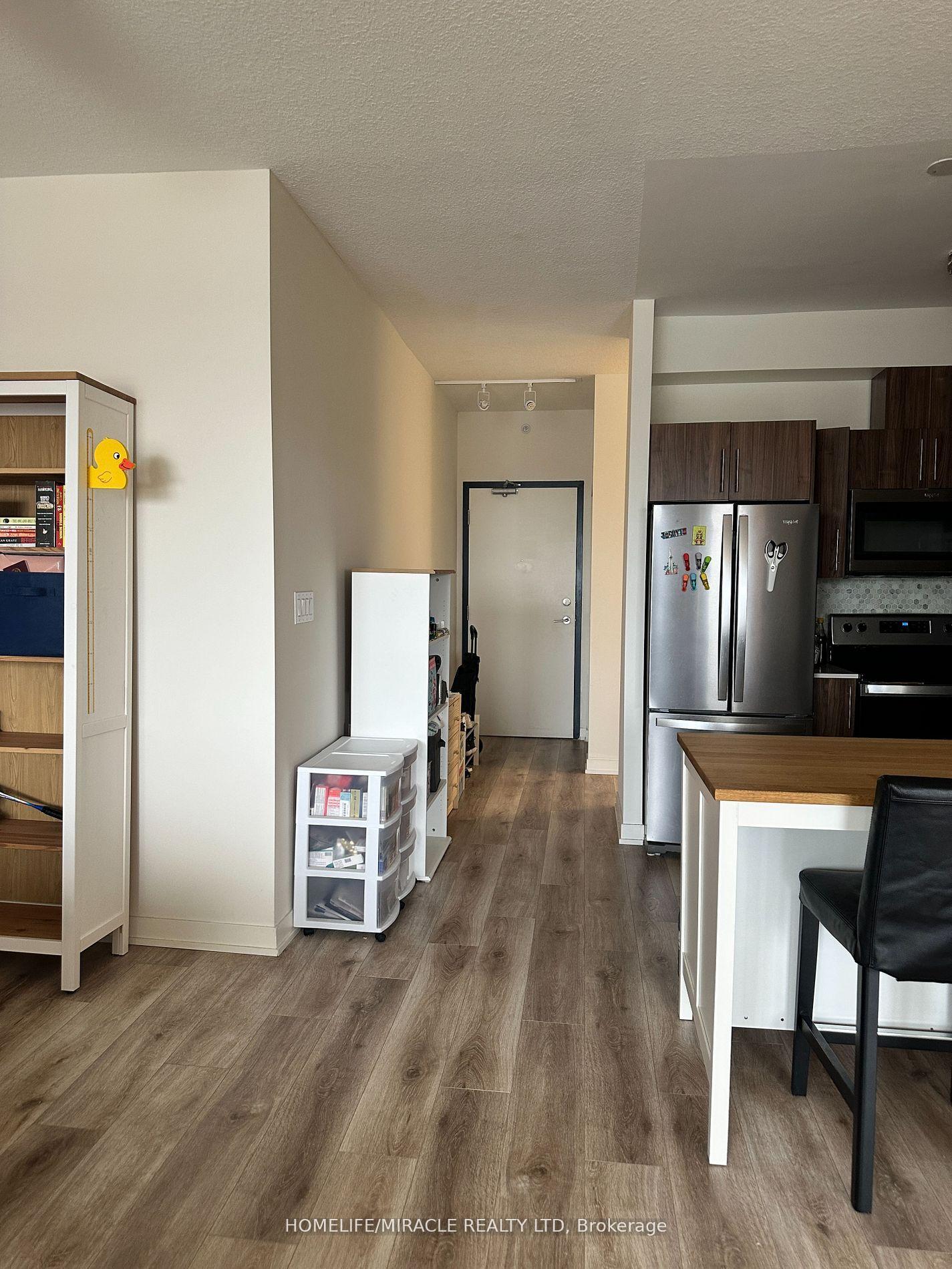 128 King Street 1103, Waterloo, ON N2J 0E9