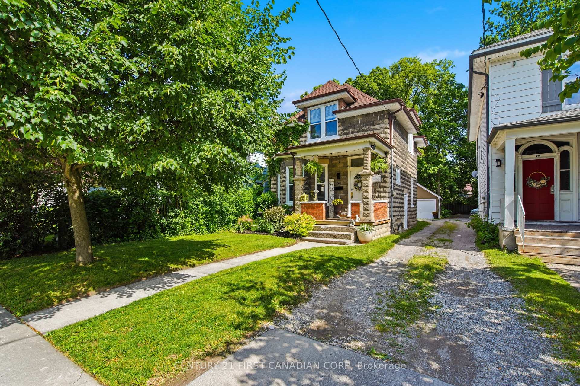 56 Euclid Avenue, London South, ON N6C 1C1