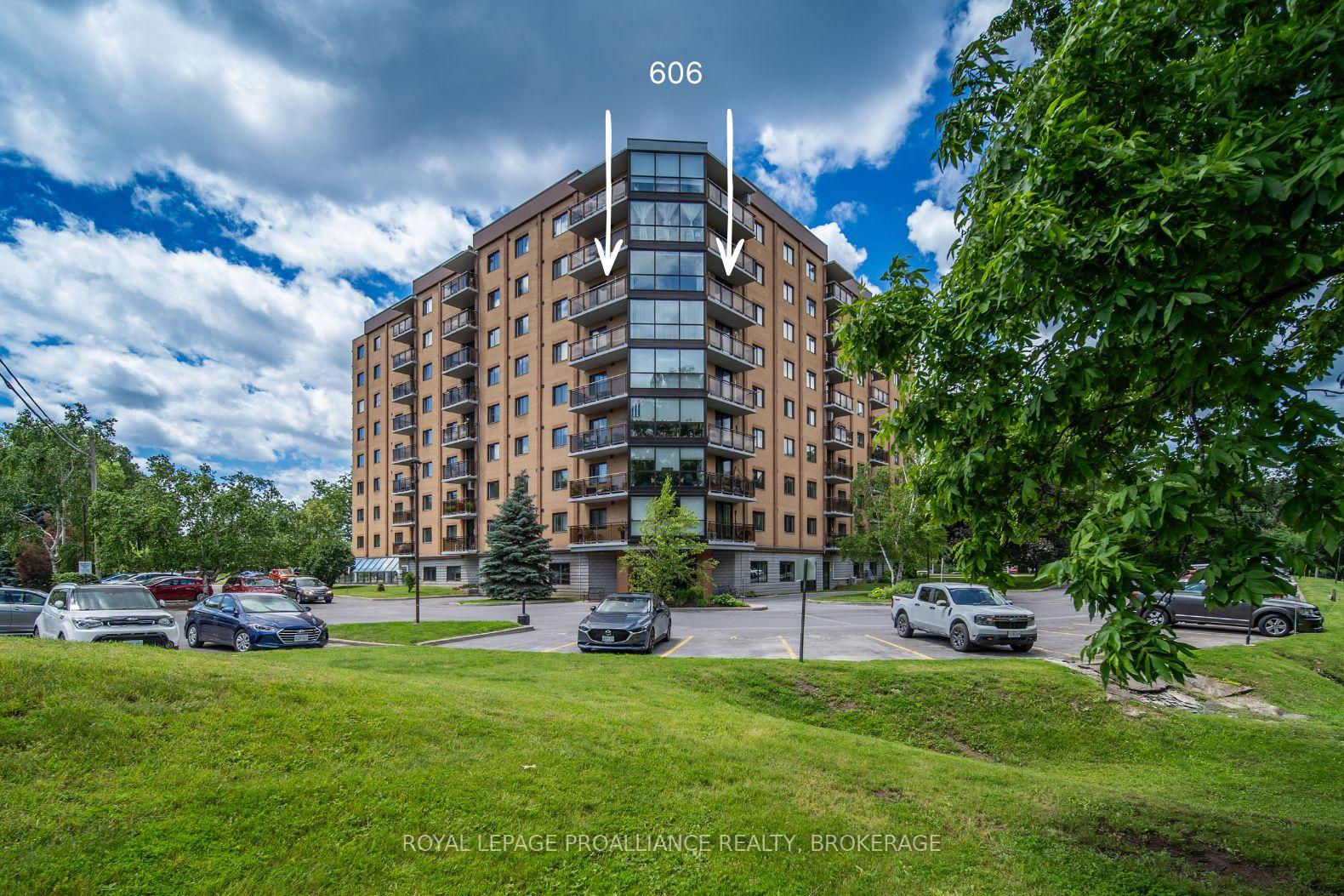 120 Barrett Court 606, Kingston, ON K7L 5H6