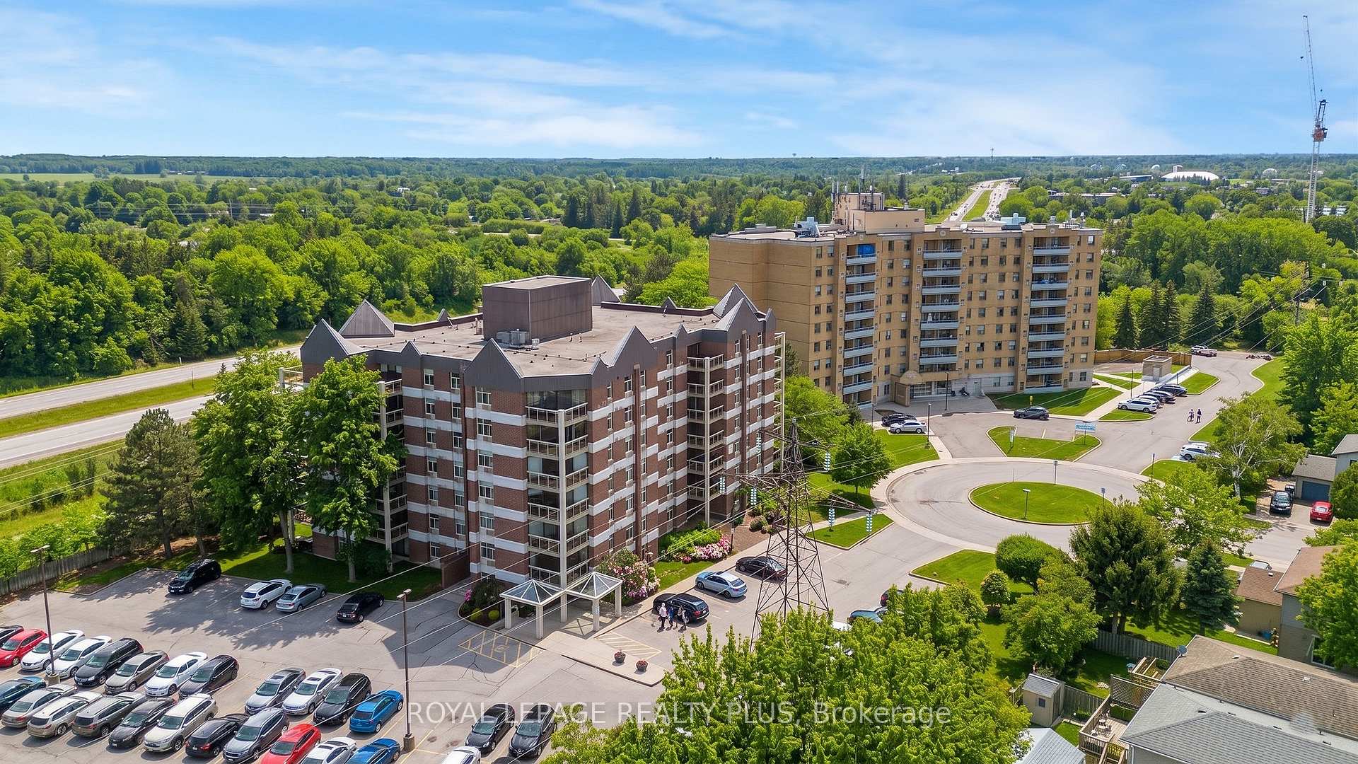 8 Christopher Court 603, Guelph, ON N1G 4N7