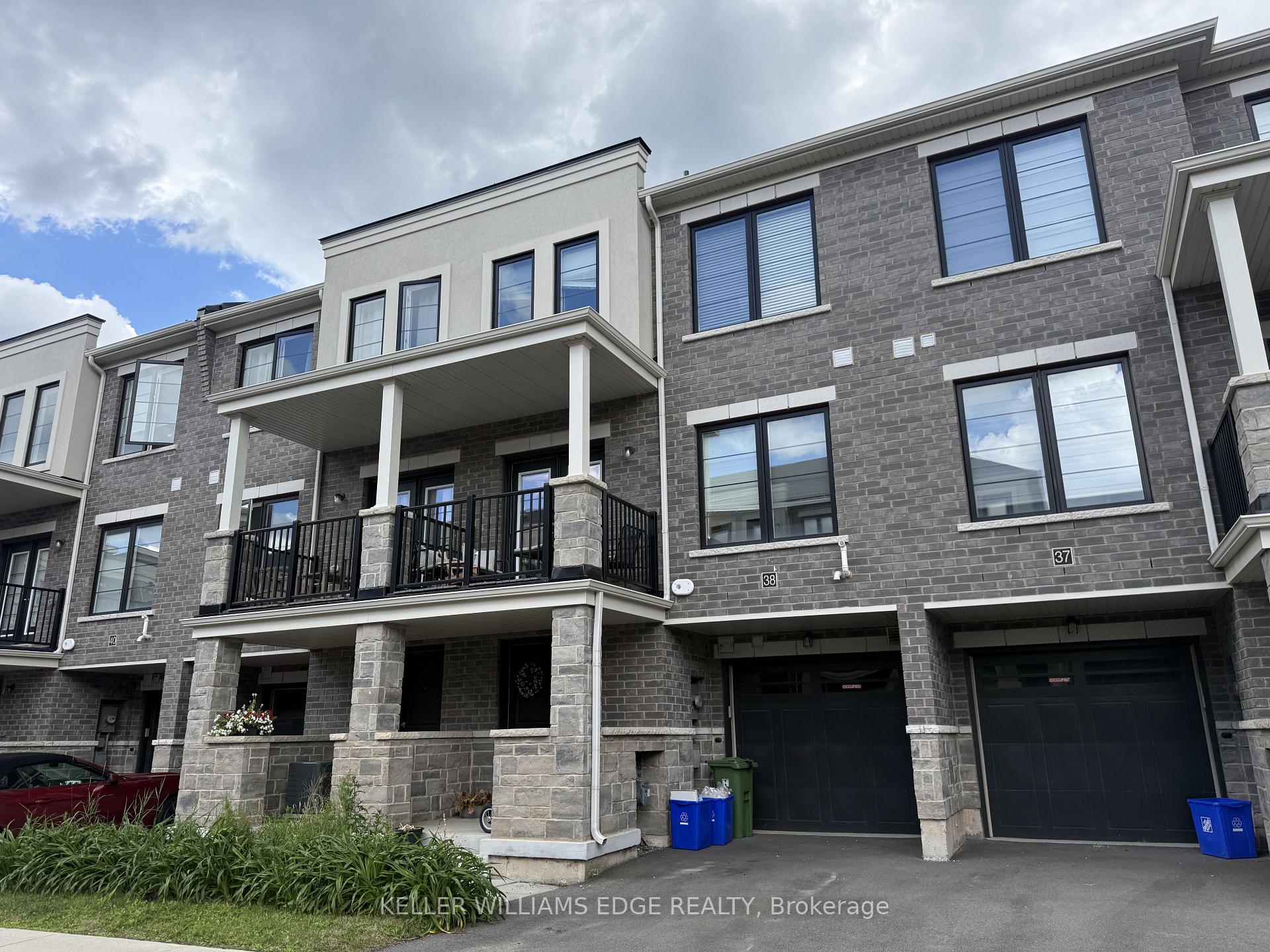 383 E Dundas Street E 38, Hamilton, ON L8B 1X6