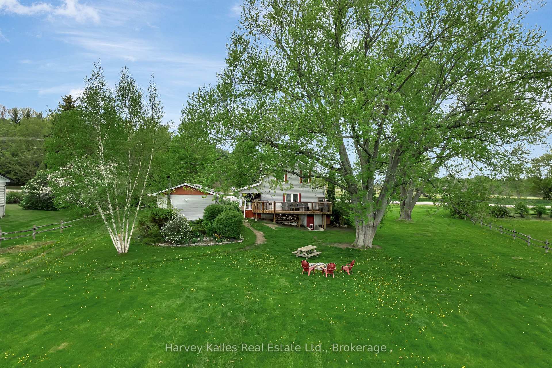 13965 Loyalist Parkway, Prince Edward County, ON K0K 2T0