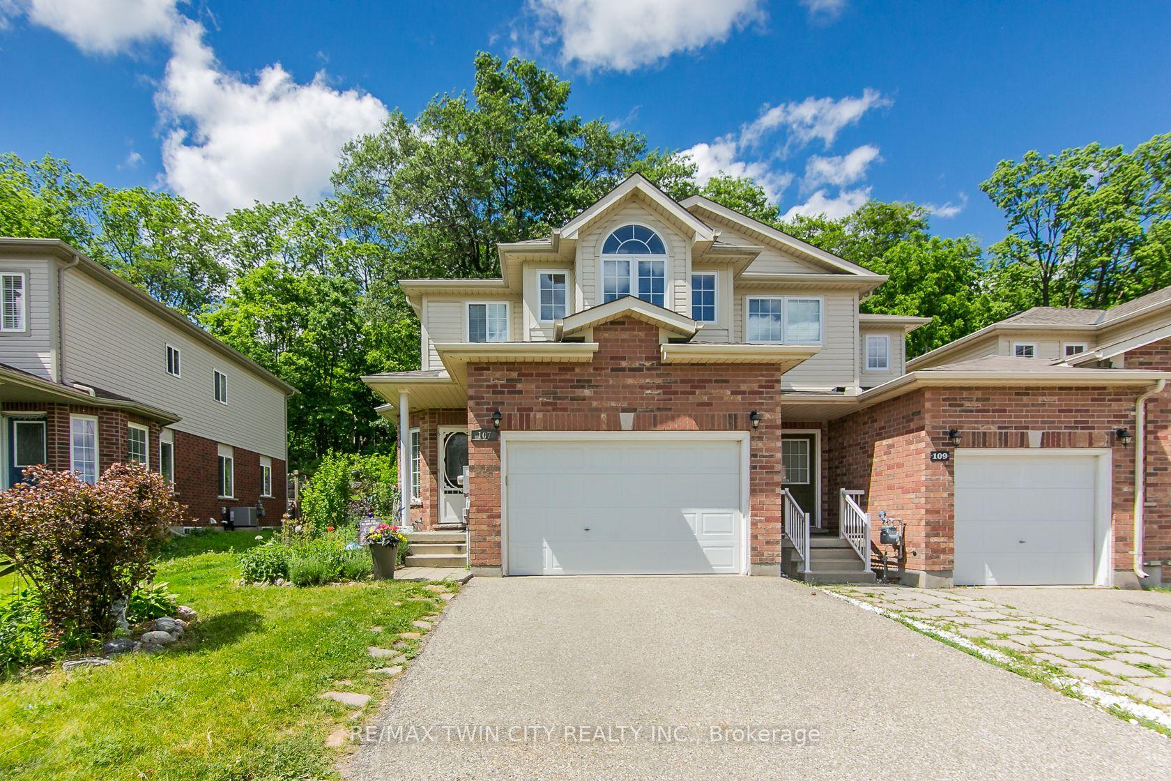 107 Upper Mercer Street, Kitchener, ON N2A 4N1